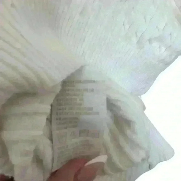 Braided V-Neck Sweater - Picture 2 of 5